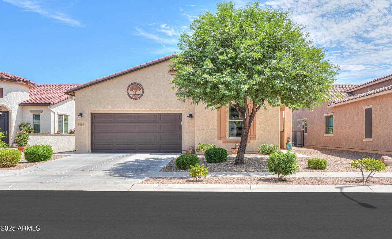 370 Rainbow Way - Photo 1