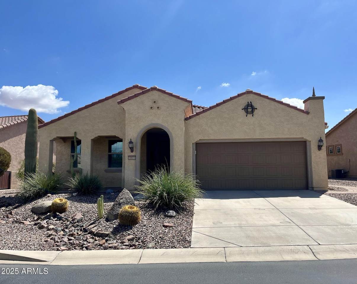 3877 Smithsonian Drive - Photo 1