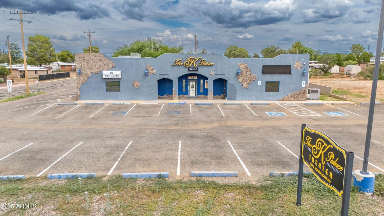 290 Huachuca Boulevard - Photo 1