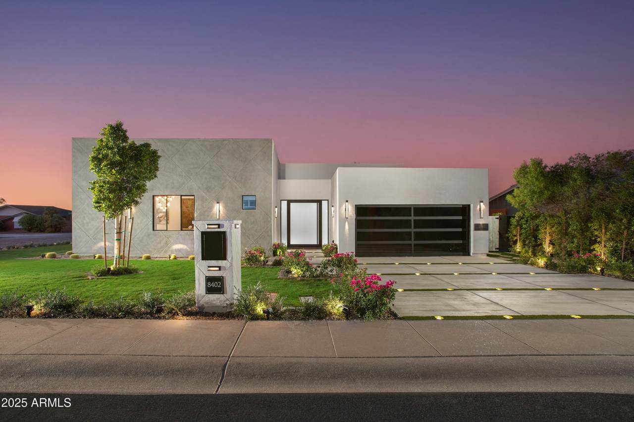 8402 Heatherbrae Drive - Photo 1