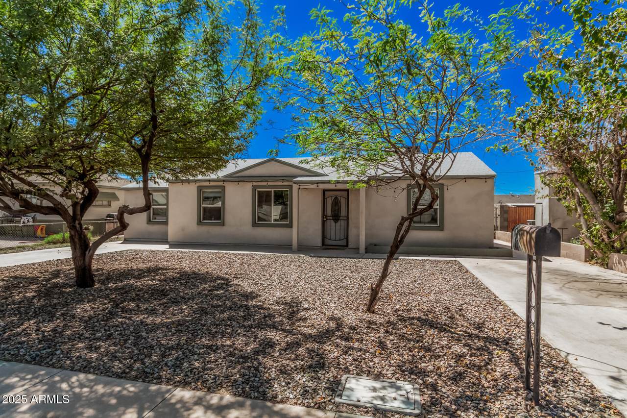 1837 Sonora Street - Photo 1