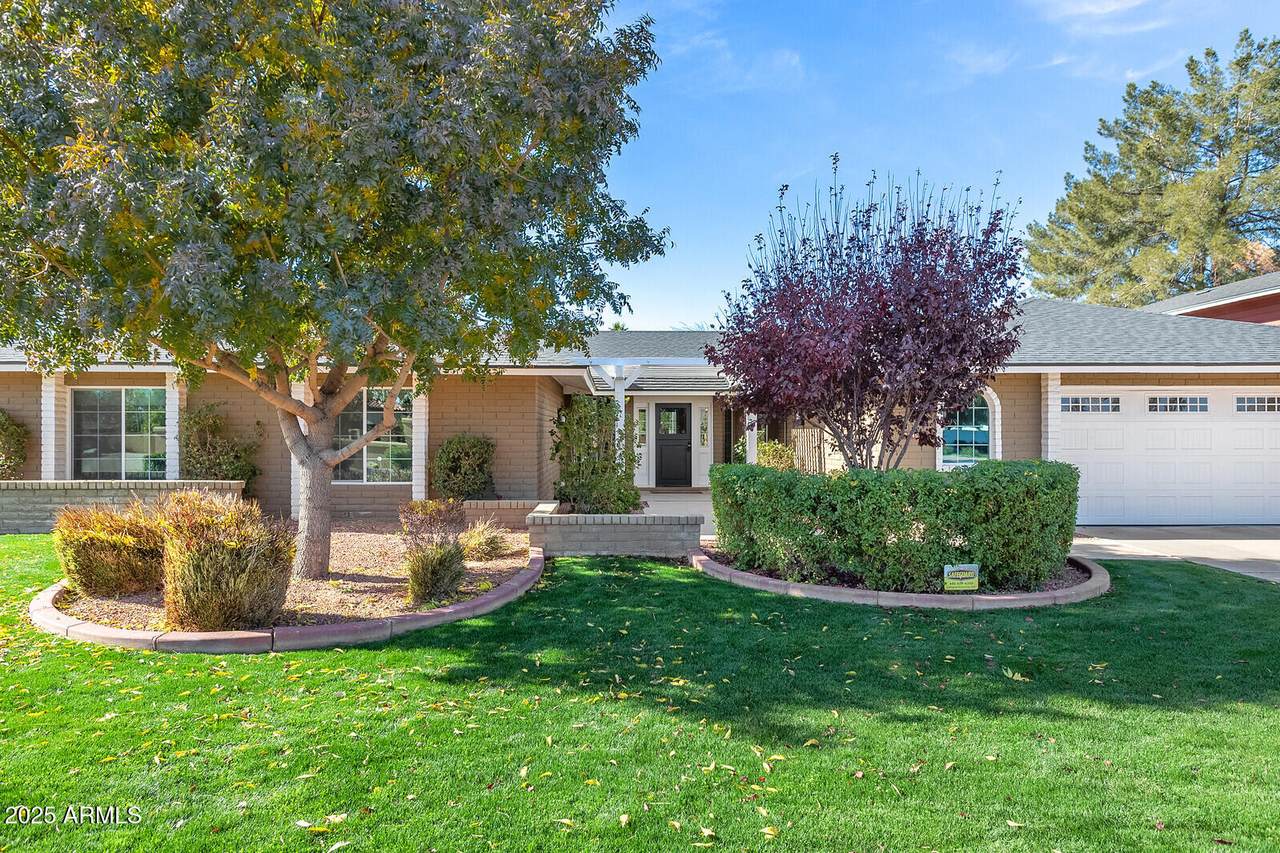 12140 76TH Court - Photo 1