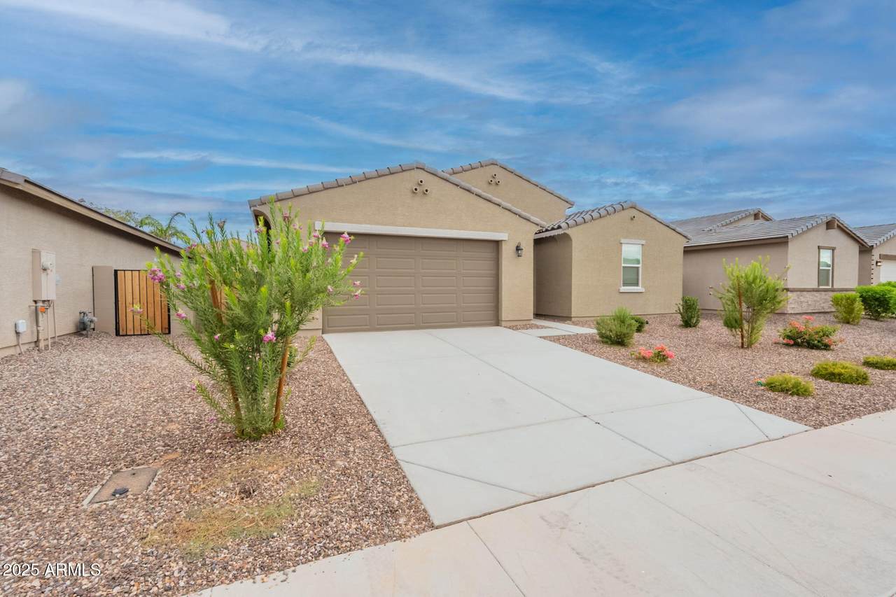 3104 Bee Trail - Photo 1