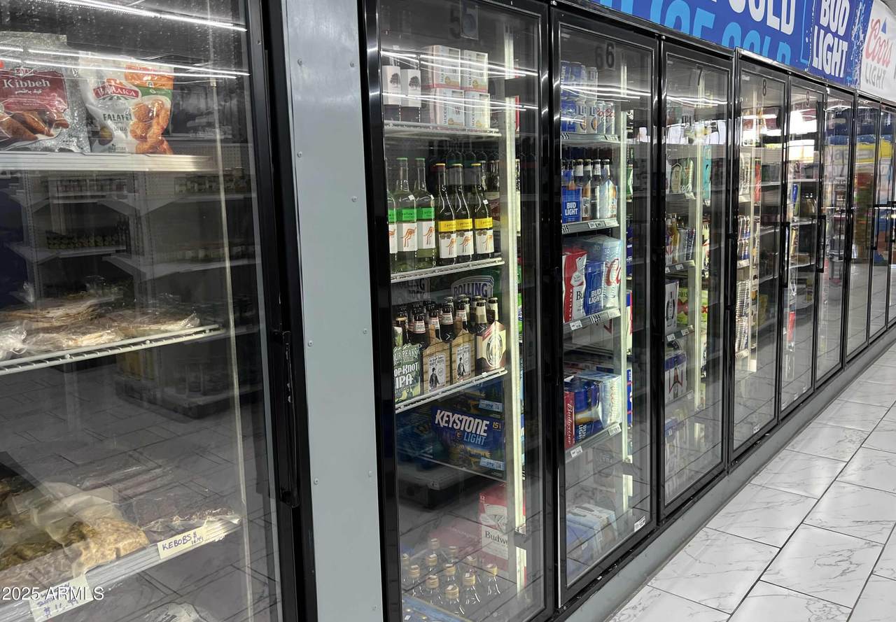 0000 Xxxxxx Avenue - Photo 1