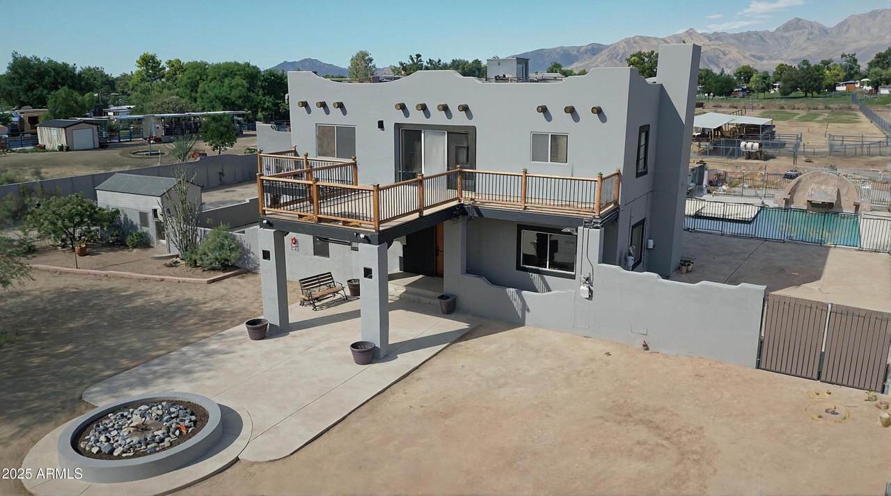 7214 183RD Avenue - Photo 1