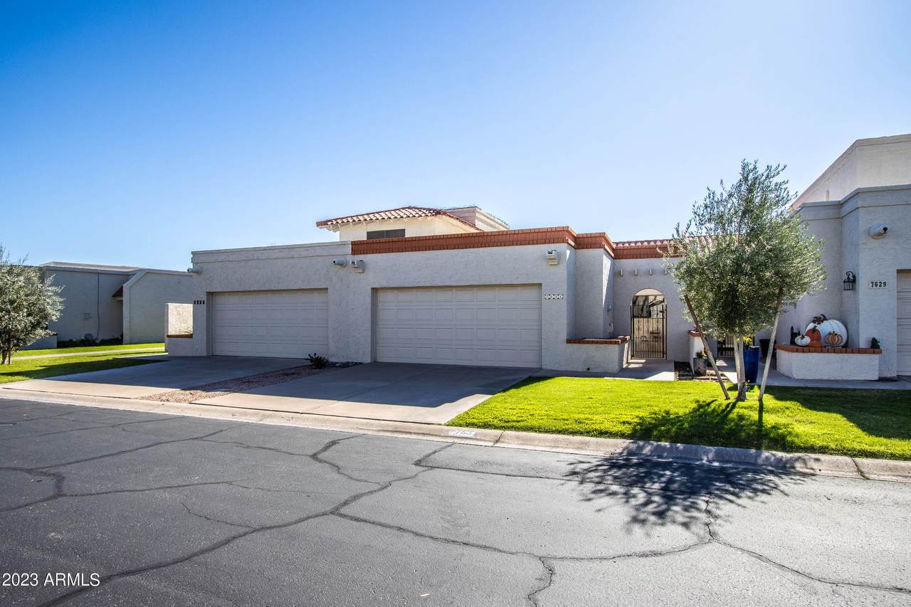 7631 Sandalwood Drive - Photo 1