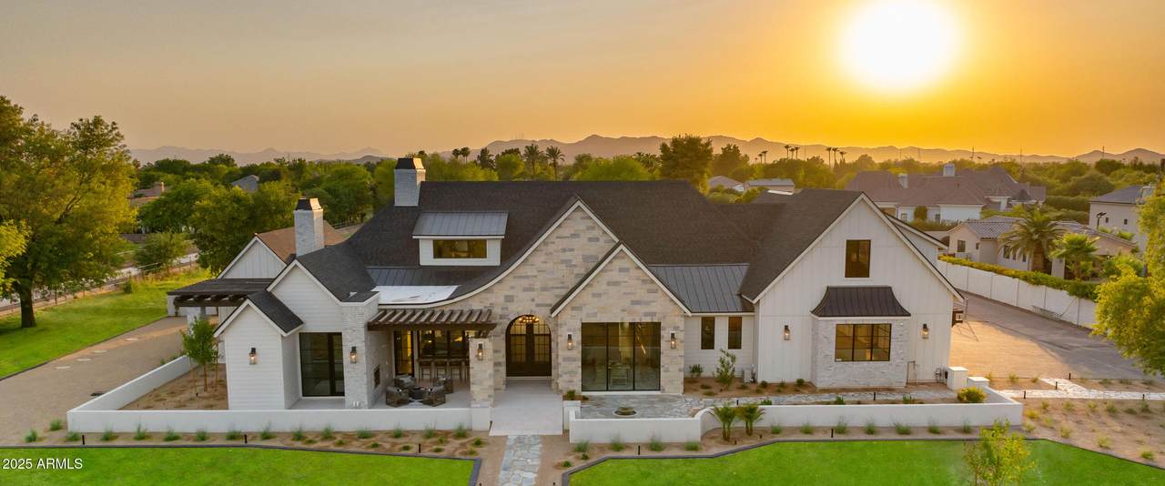 11812 71ST Street - Photo 1