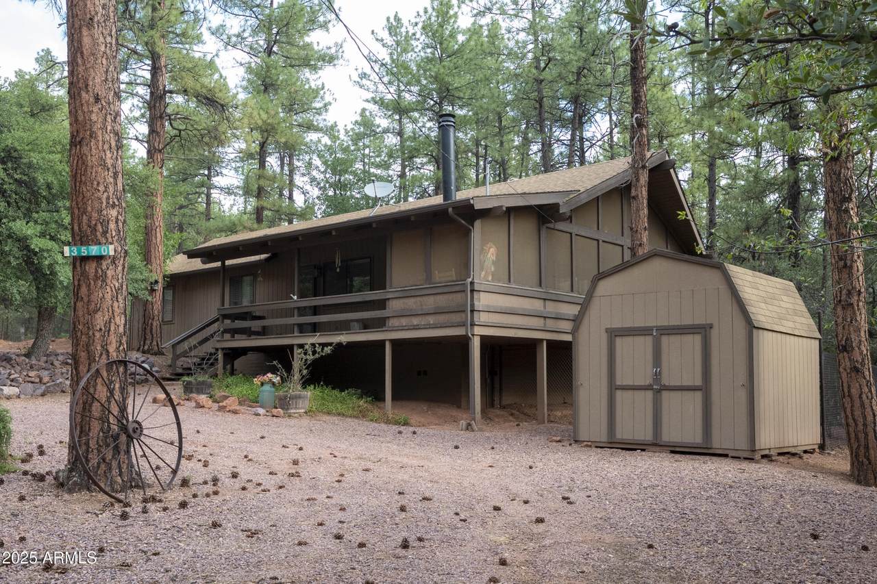 3570 Pine View Drive - Photo 1