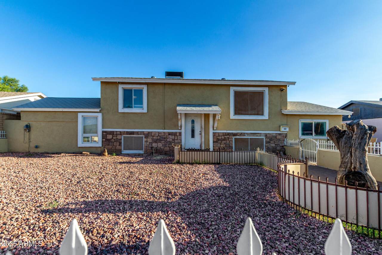 7607 Osborn Road - Photo 1