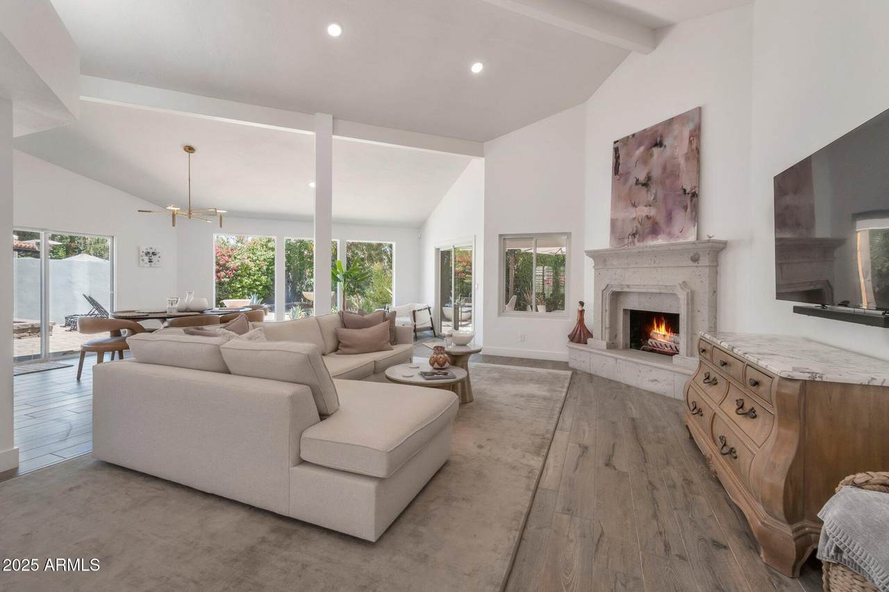 8719 San Marino Drive - Photo 1