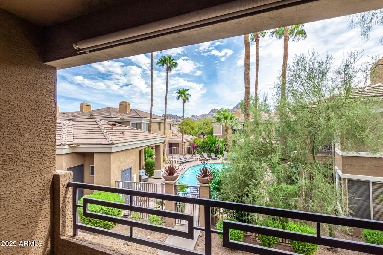 1411 Orangewood Avenue - Photo 1