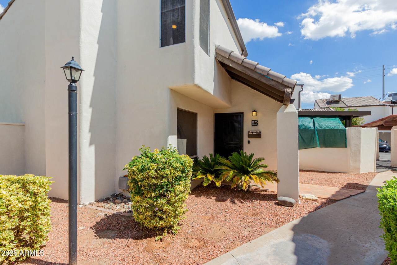 1175 Belmont Avenue - Photo 1