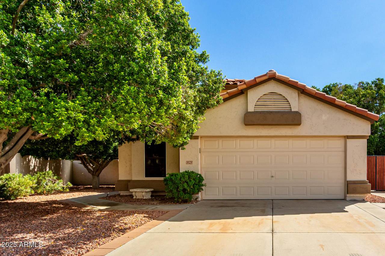 9529 Runion Drive - Photo 1