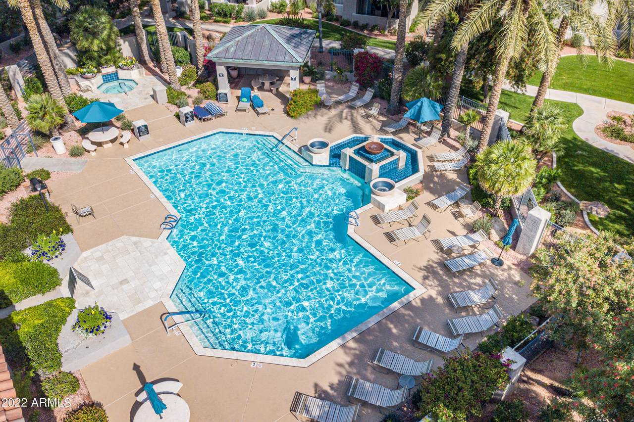 3830 Lakewood Parkway - Photo 1