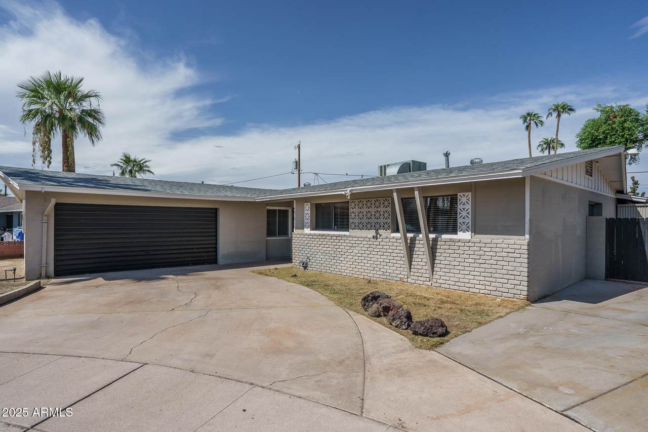 4010 Solano Drive - Photo 1