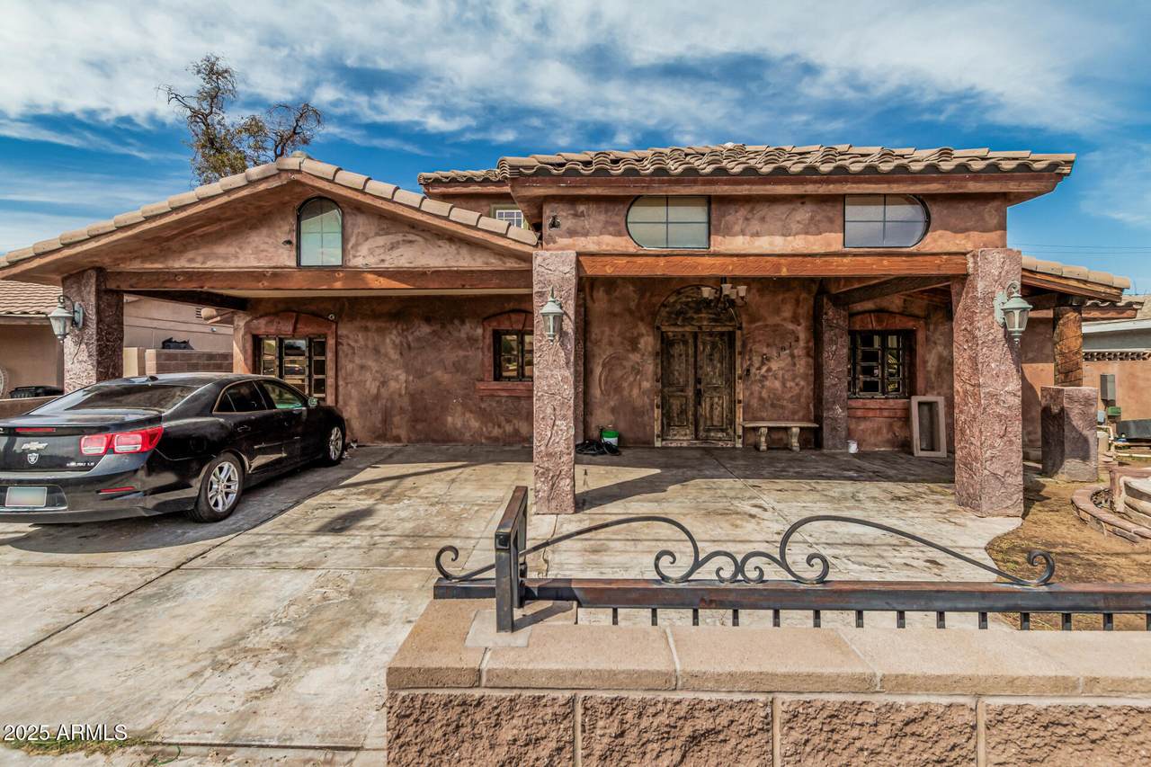 3812 Thomas Road - Photo 1