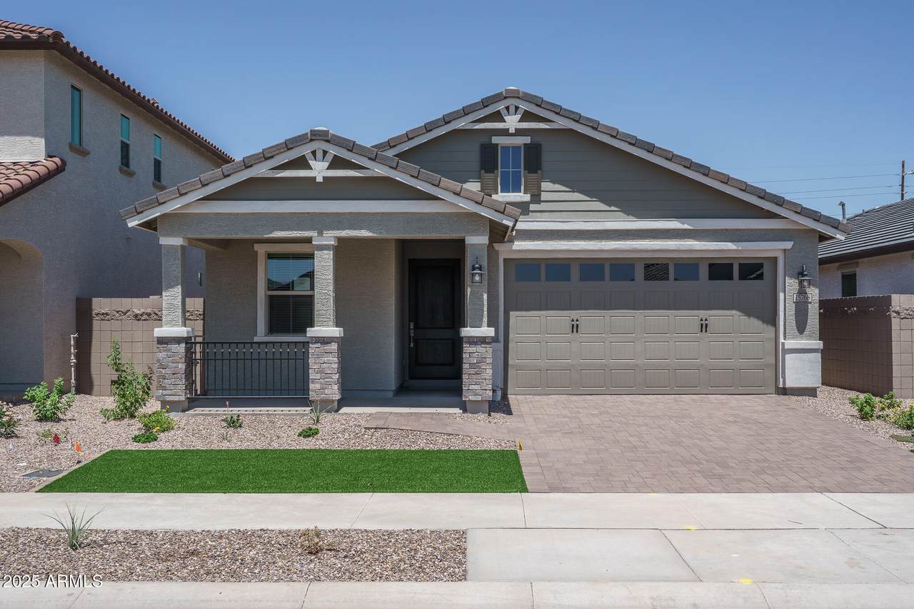 15768 Georgia Drive - Photo 1