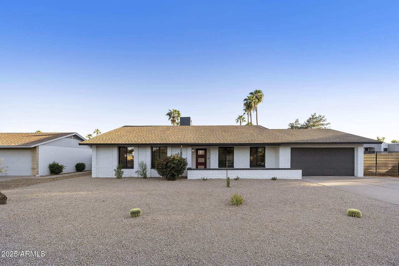 4401 Voltaire Avenue - Photo 1