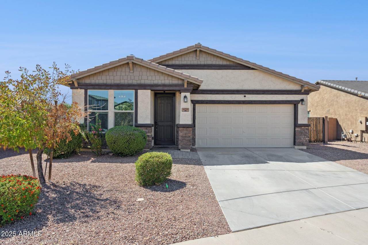 41721 Anne Lane - Photo 1