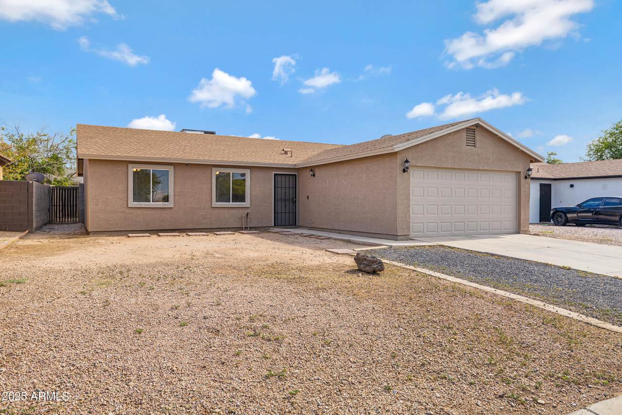 2123 Roeser Road - Photo 1