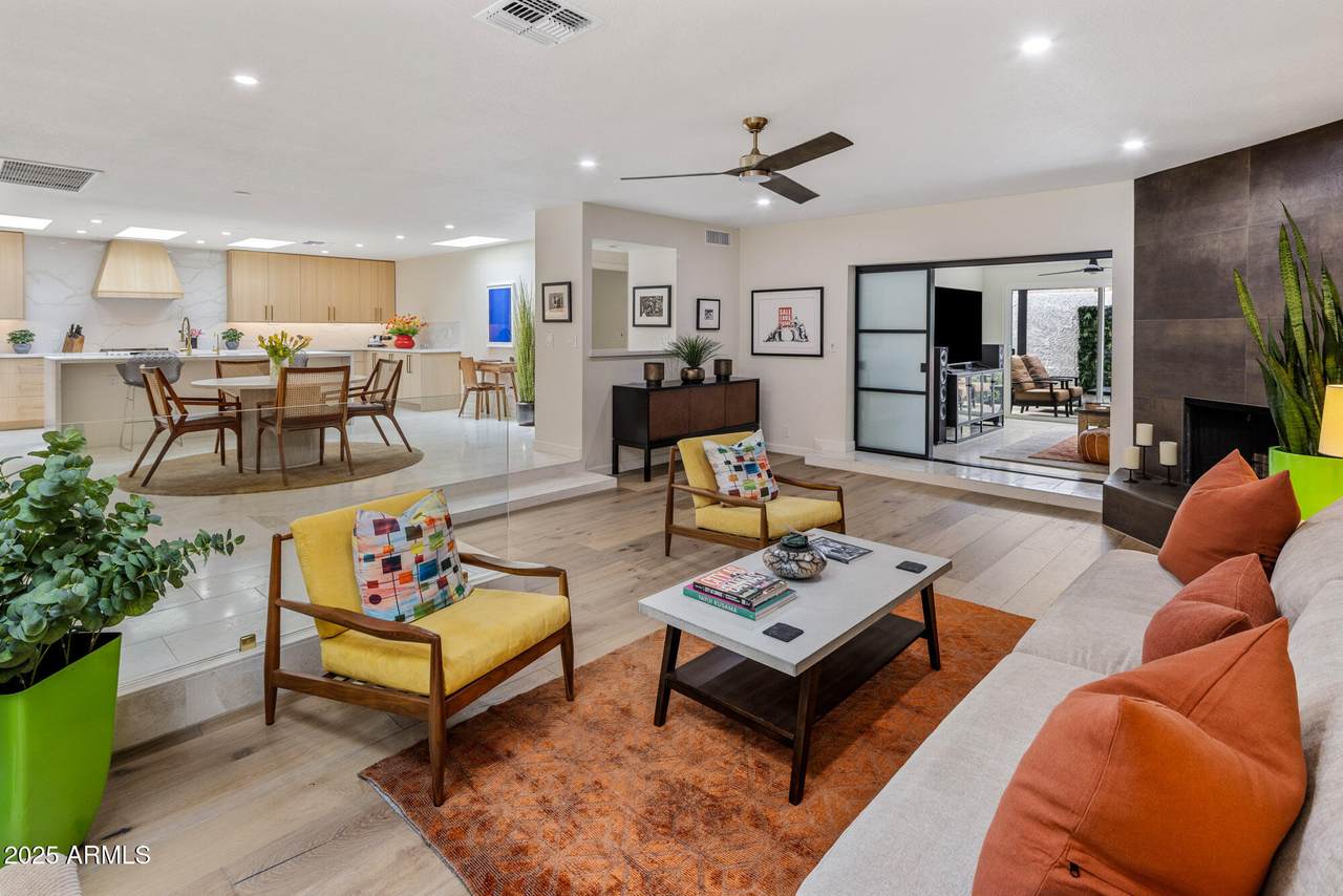 8083 Via Del Valle - Photo 1