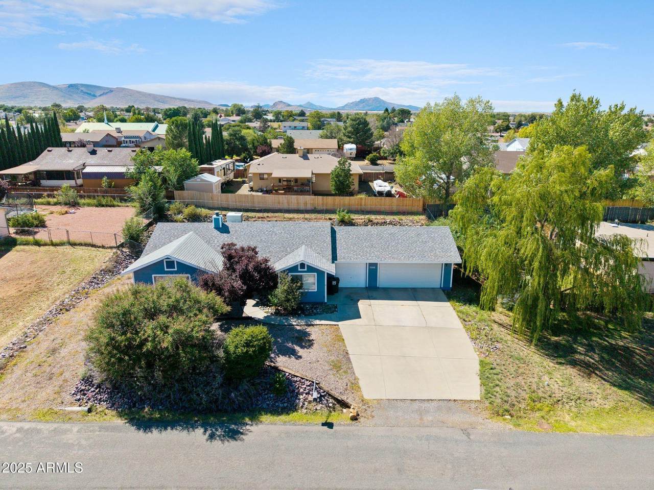 5088 Desert Lane - Photo 1
