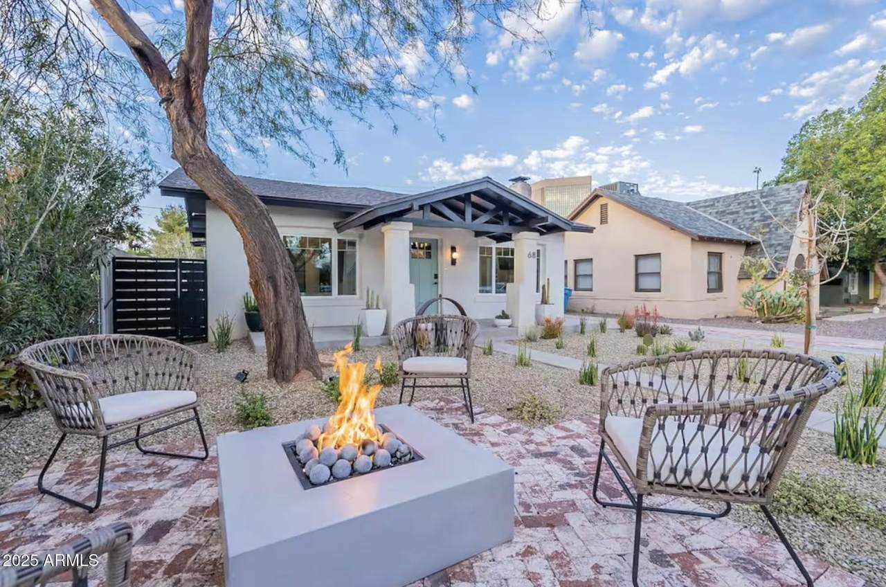 68 Lewis Avenue - Photo 1