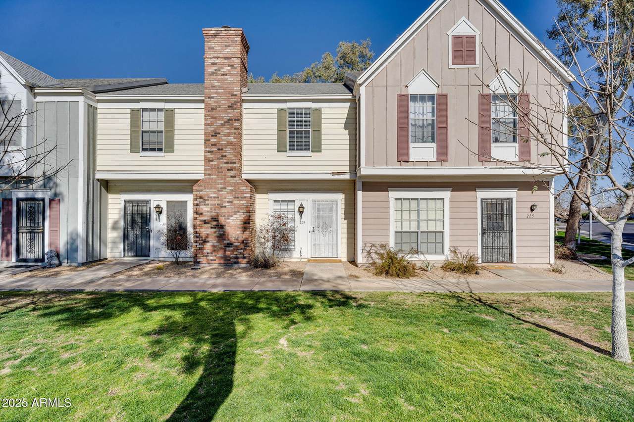 1600 Saba Street - Photo 1