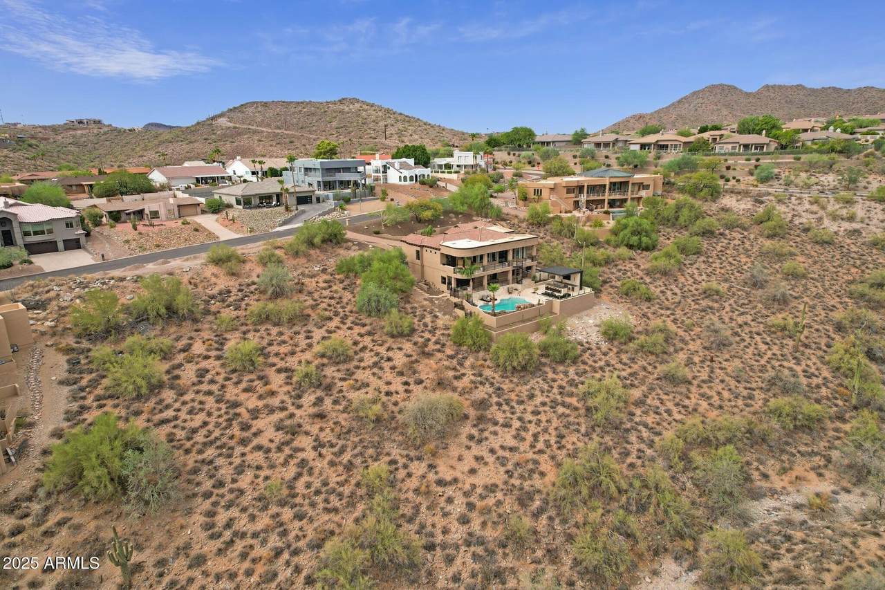 15044 Ridgeway Drive - Photo 1