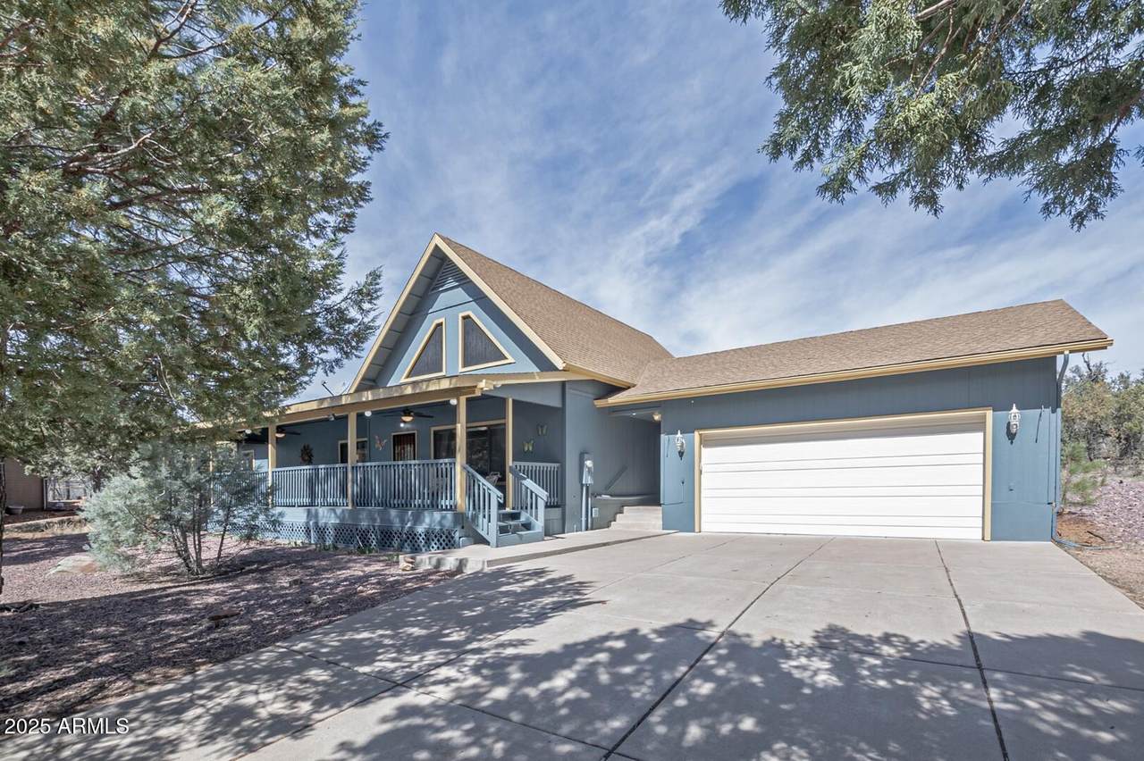 5776 Sundance Drive - Photo 1