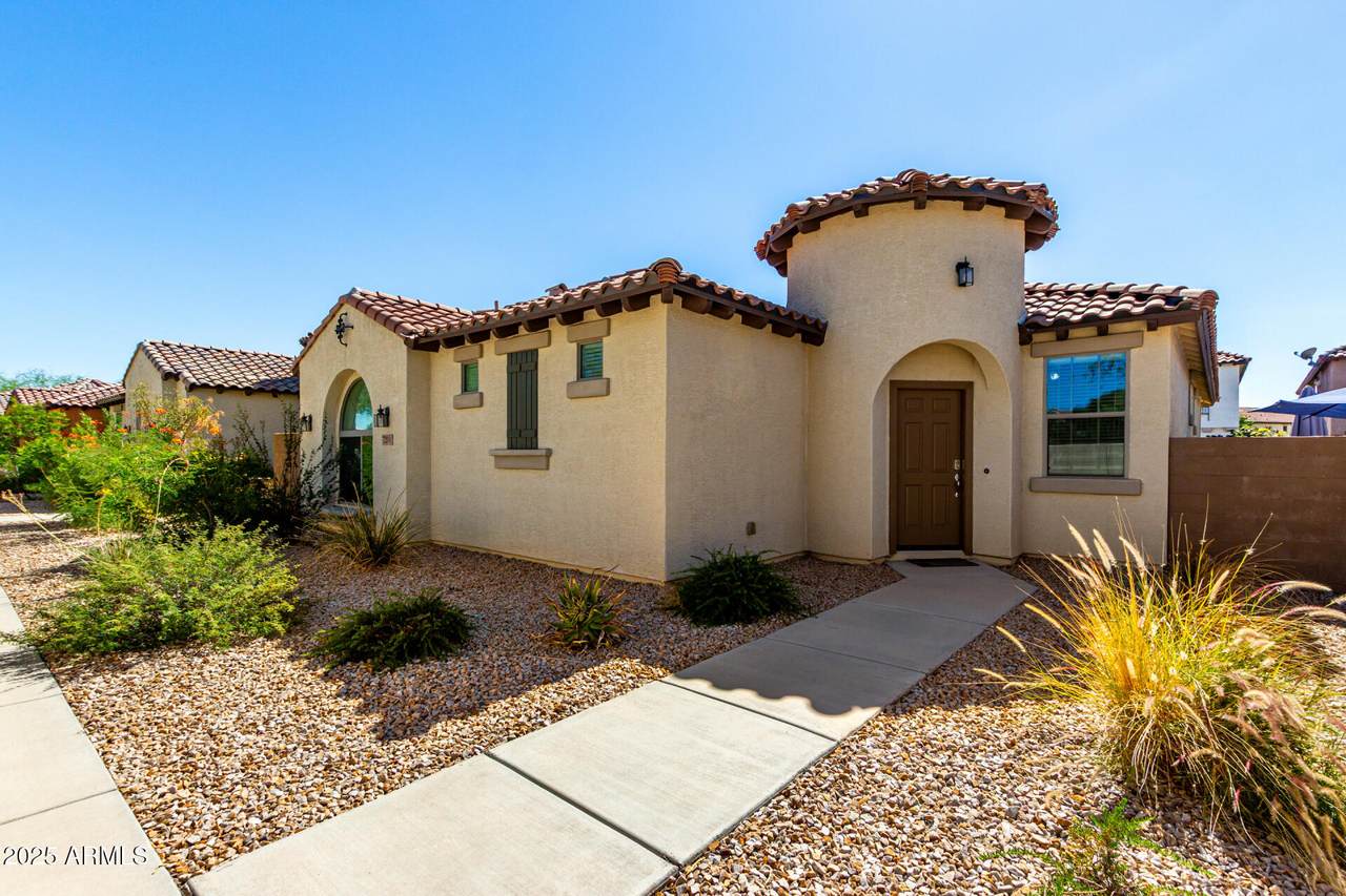 7214 Orion Street - Photo 1