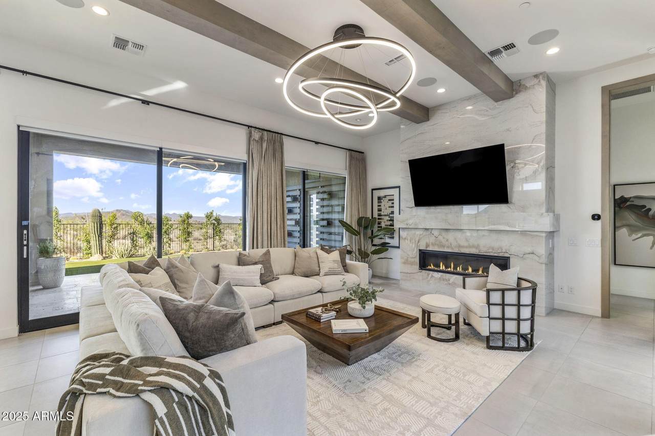 24910 124TH Way - Photo 1