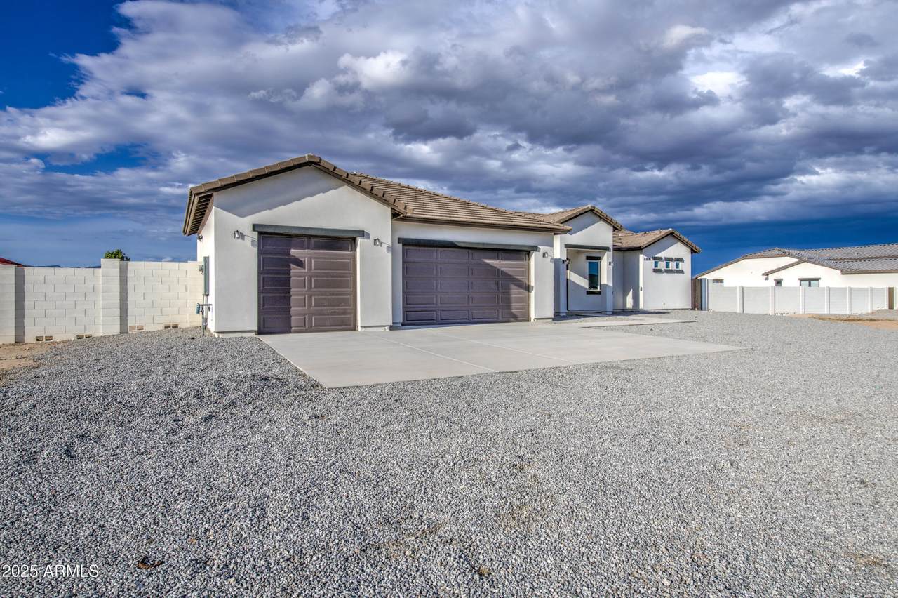 22538 Pecan Road - Photo 1