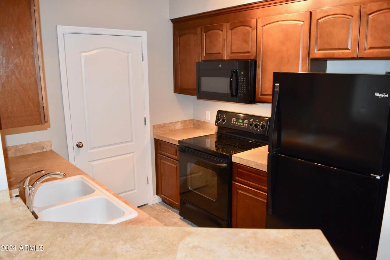 1701 Colter Street - Photo 1