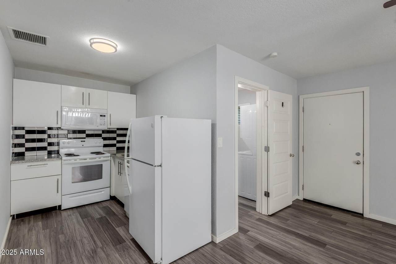 1222 4th Street - Photo 1