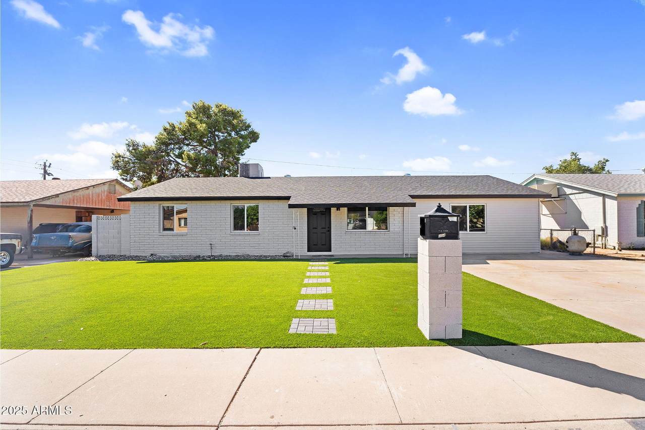 3545 Friess Drive - Photo 1