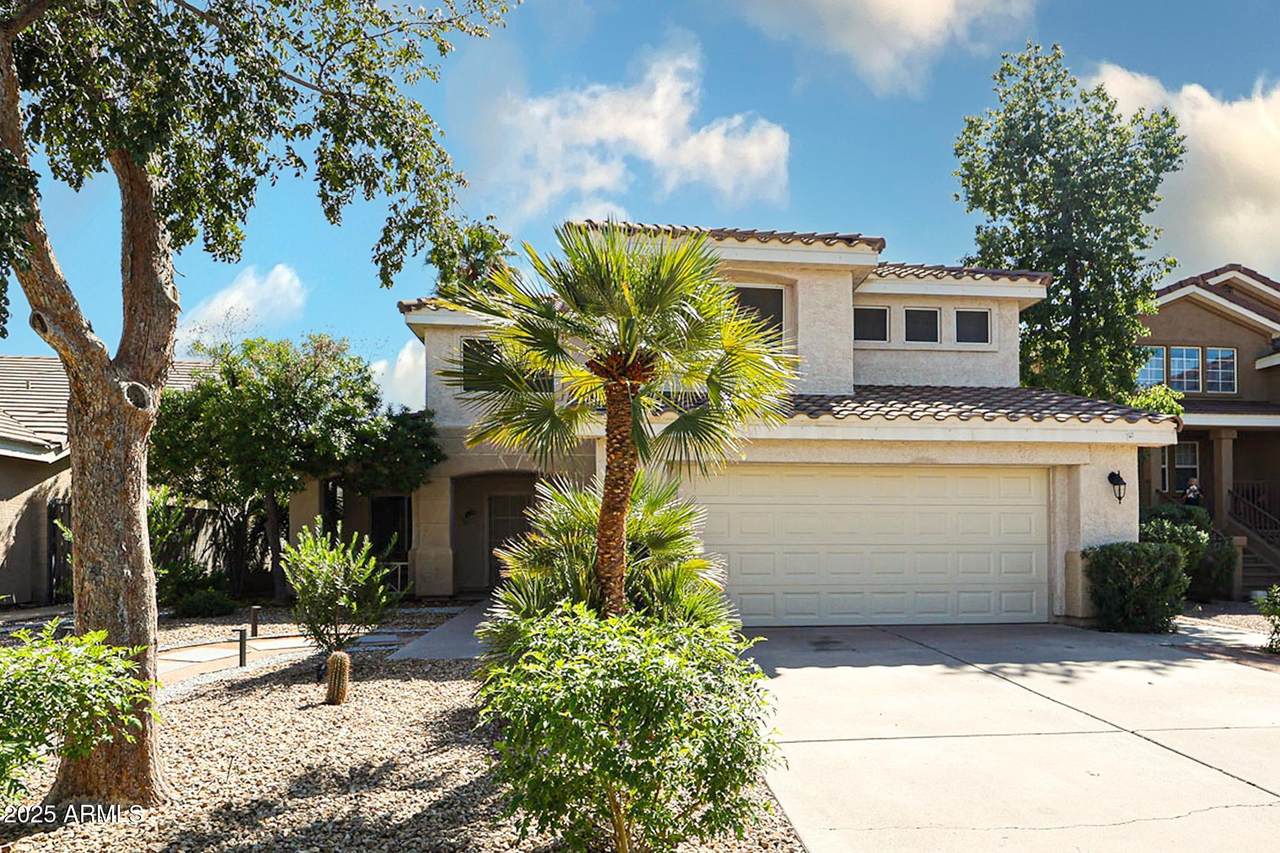 933 Hudson Way - Photo 1