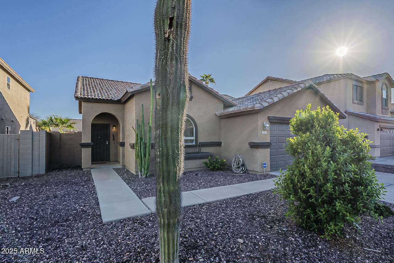 15057 Fillmore Street - Photo 1