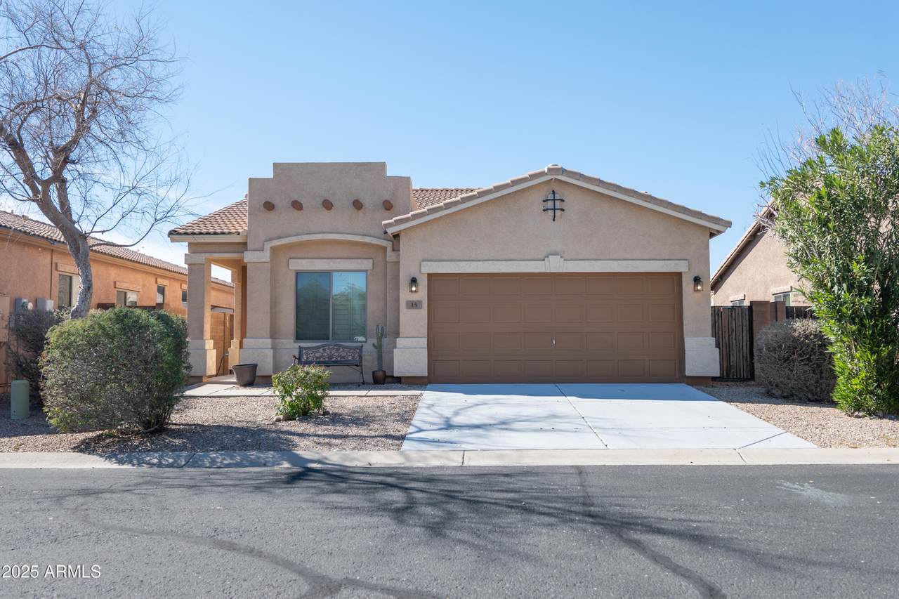 900 Broadway Avenue - Photo 1