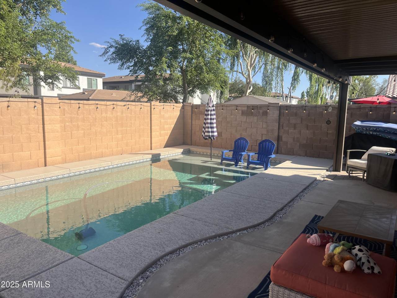 16749 157TH Avenue - Photo 1