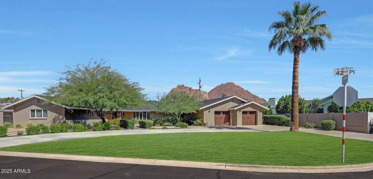 5231 42ND Place - Photo 1