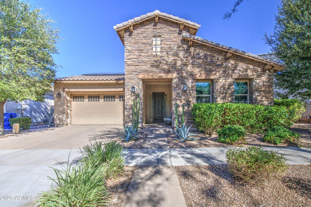 5115 Dassault Way - Photo 1