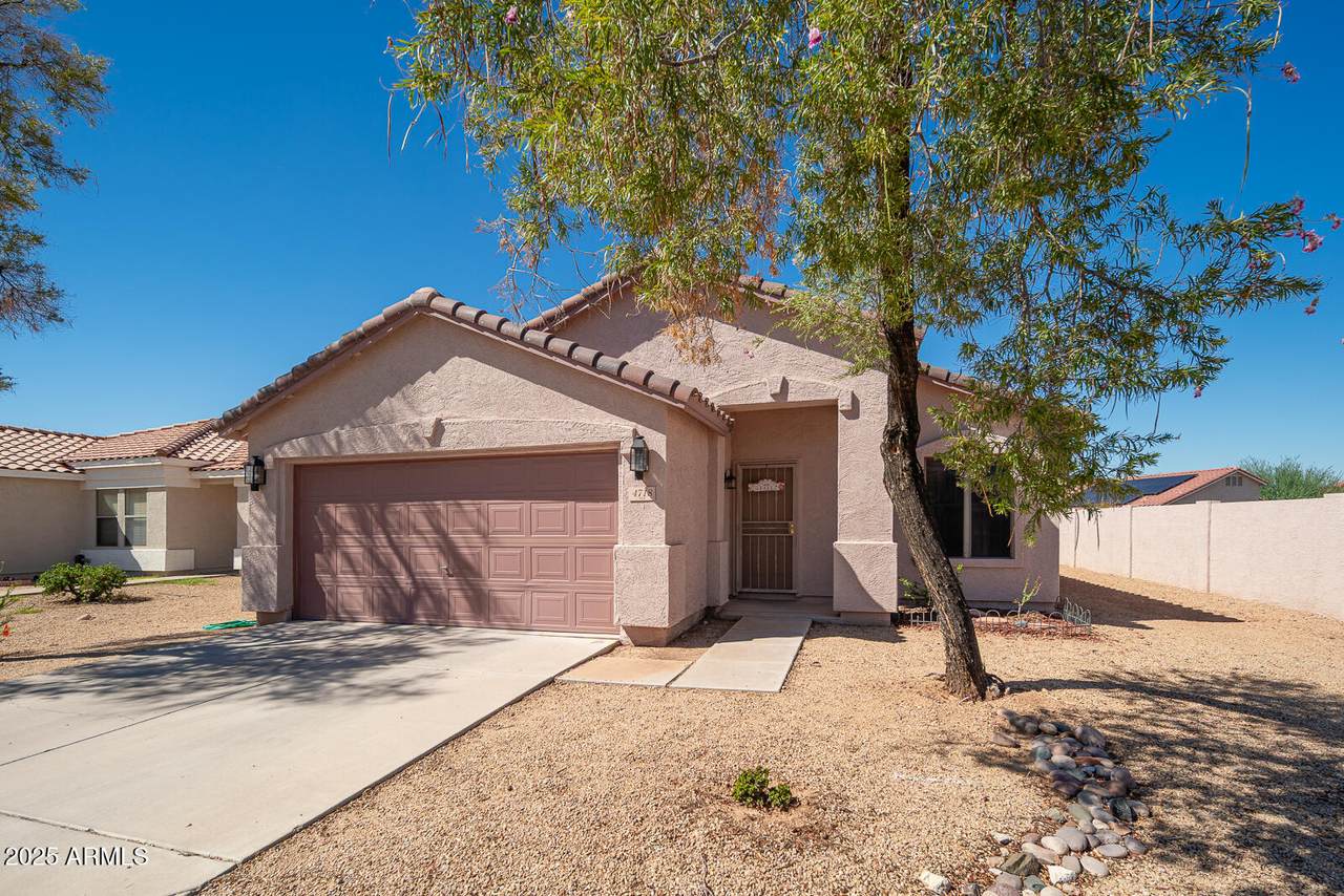 4718 92nd Avenue - Photo 1