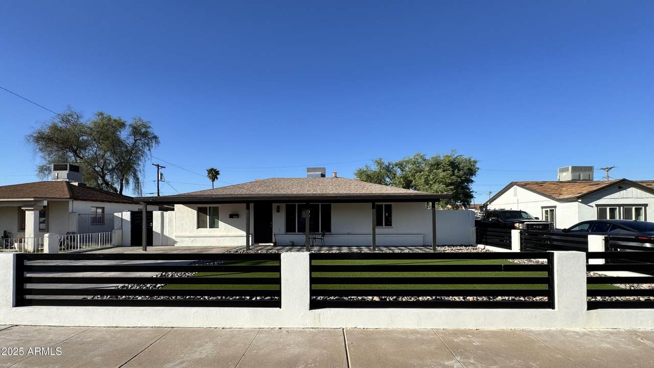 222 Southgate Avenue - Photo 1