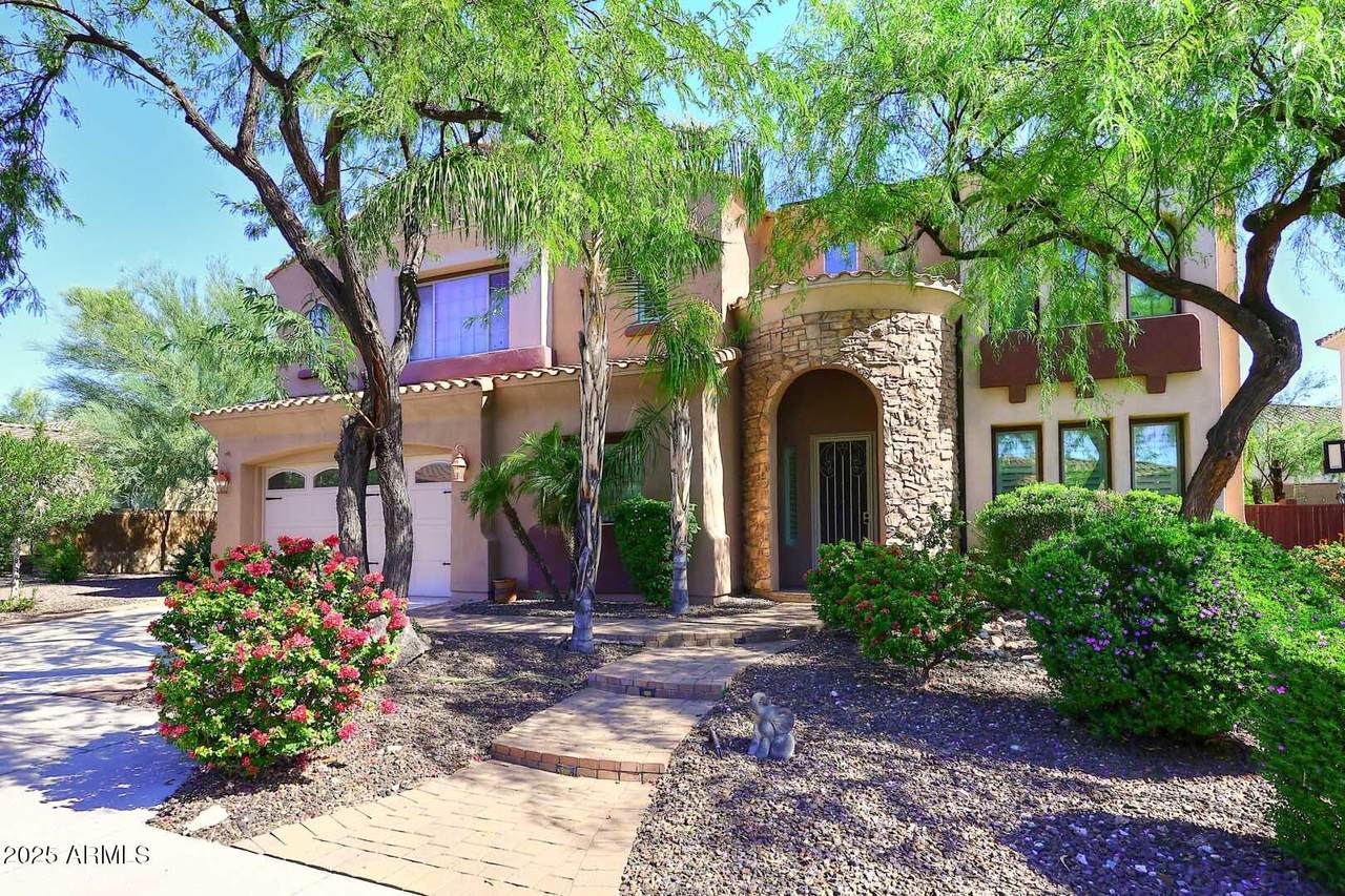 2422 Charlotte Drive - Photo 1