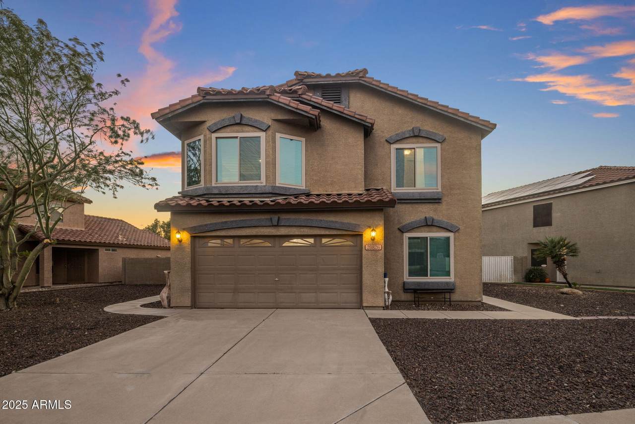 20826 10TH Street - Photo 1