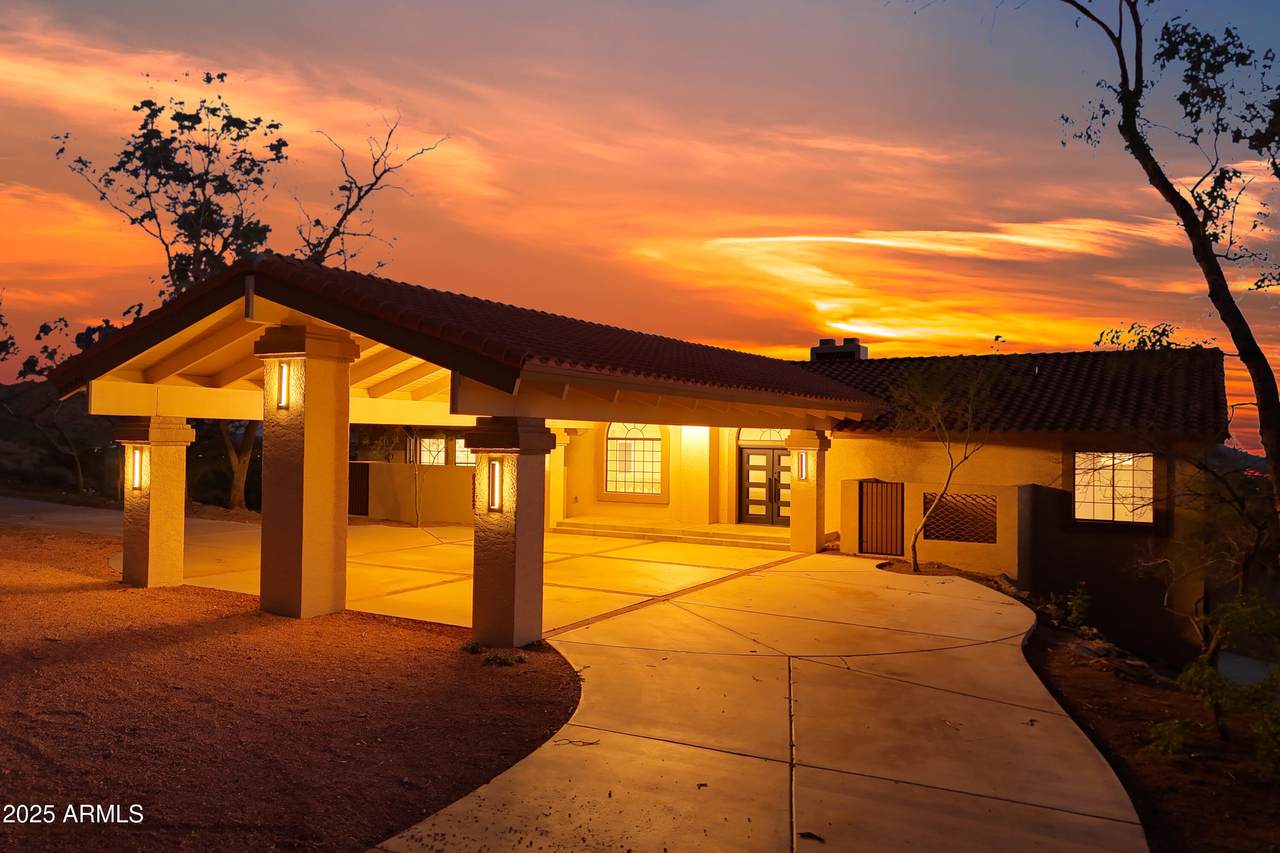 37020 31ST Avenue - Photo 1