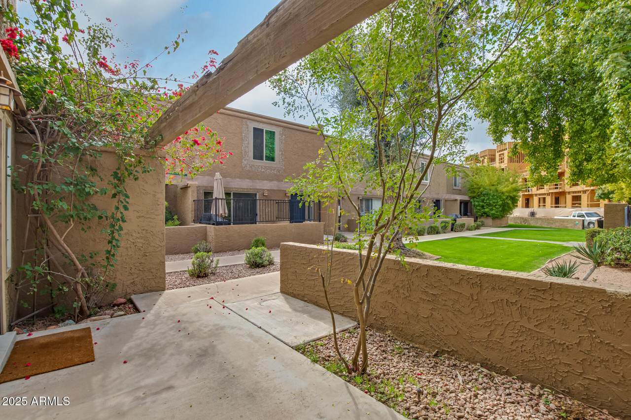 4601 73RD Street - Photo 1