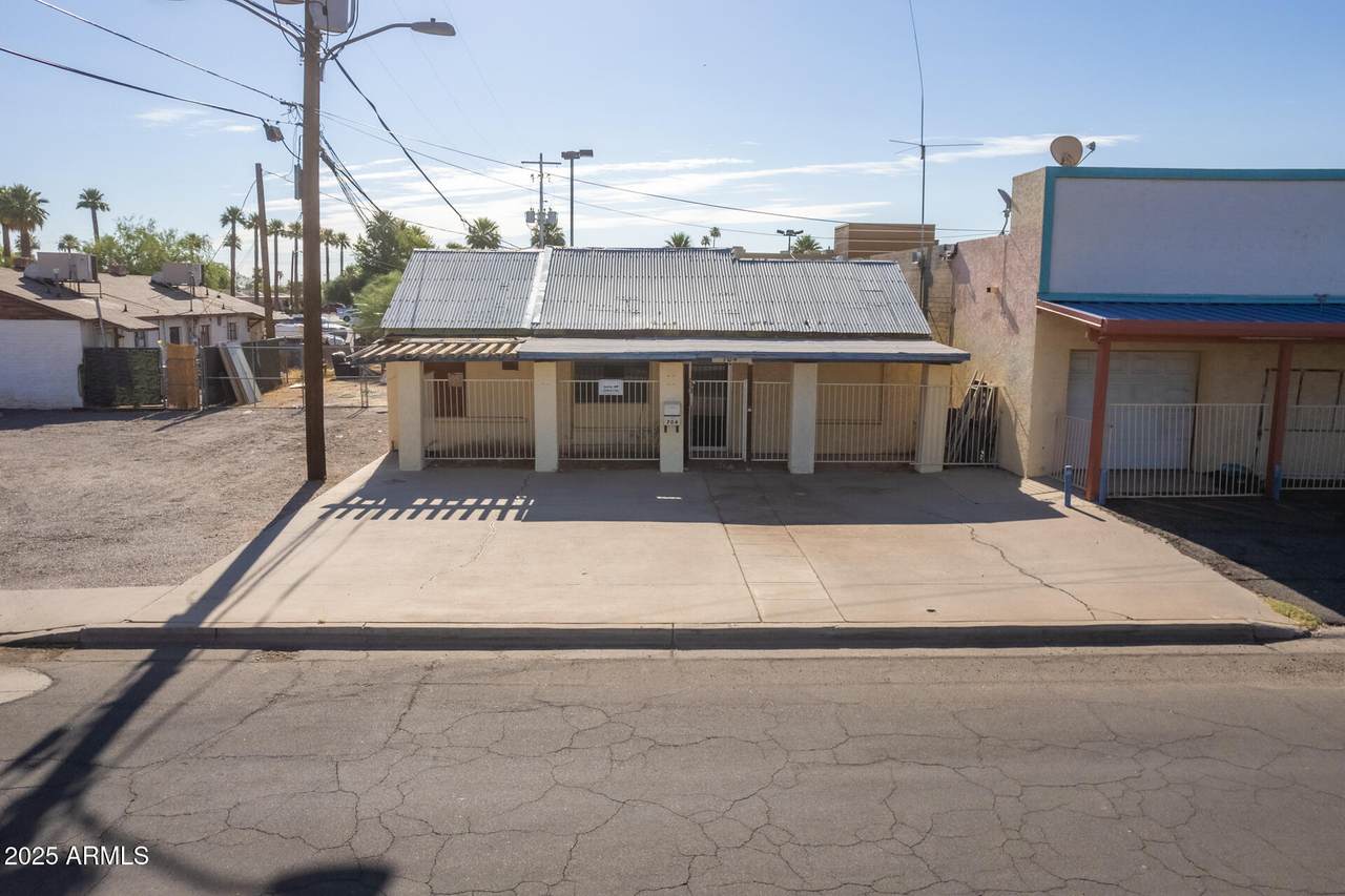 800 Florence Boulevard - Photo 1