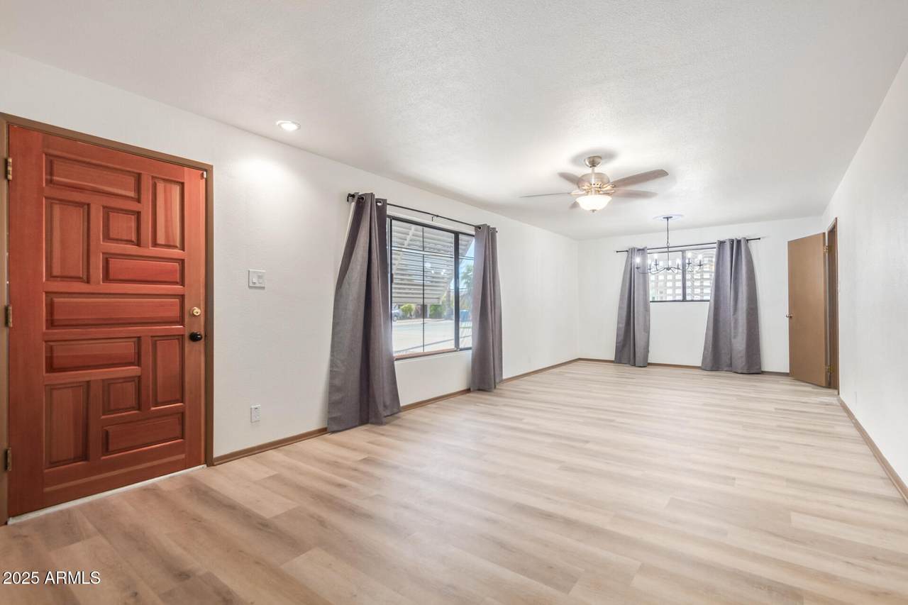 1820 Hazelwood Street - Photo 1